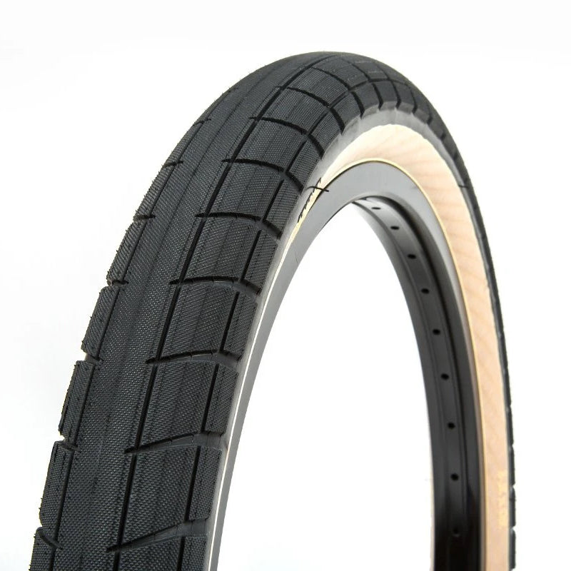 BSD Donnasqueak Tire